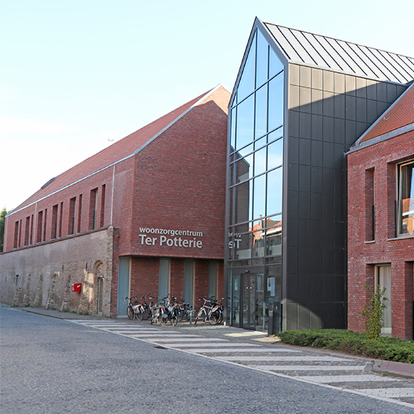 Woonzorgcentrum Ter Potterie-Rusthuis-Brugge-Ter potterie-Voorgevel.jpeg