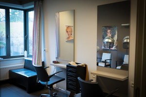 Résidence L'Heureux Séjour-Rusthuis-Courcelles-HS salon de coiffure.jpeg